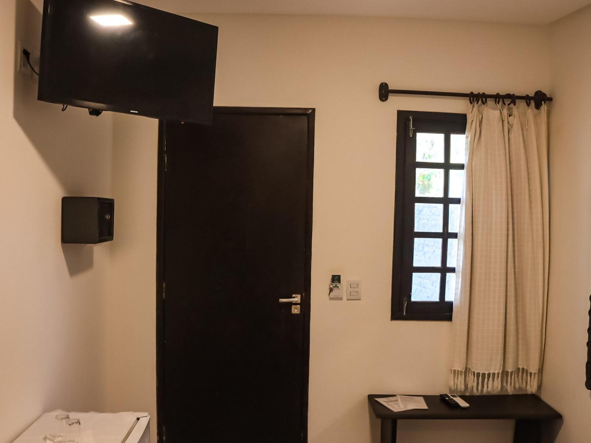 Economy Double Room,1658079602:JPEG